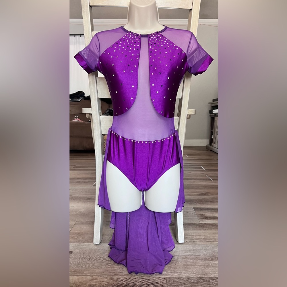 Beautiful lyrical costume